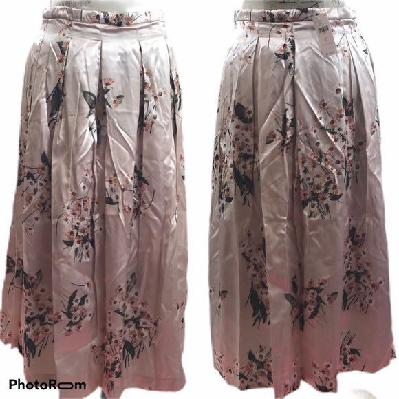 💕 ACCEPTING OFFERS 💕 NWT Della Bee A Line Skirt - Picture 4 of 6